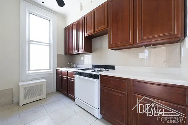 Rented by Ideal Properties Group | media 6