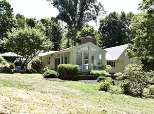 312 Grassy Hill Rd, Lyme, CT 06371