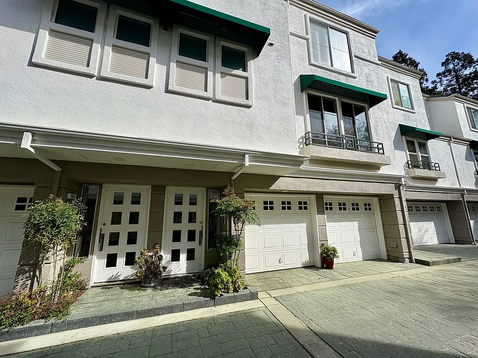 445 Milan Dr #202