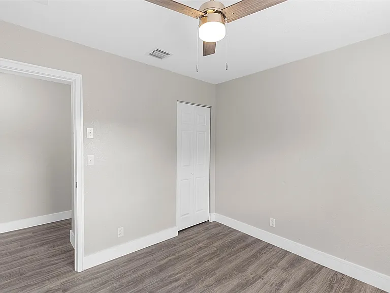 2171 NW 29th Ave — Photo 14