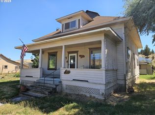 625 7th St, Fossil, OR 97830