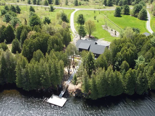 54 Lake Ridge Rd, Seguin, ON P0C 1J0