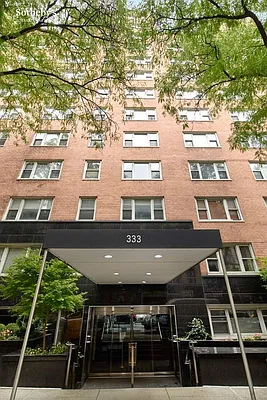 Sold by Sotheby's International Realty | media 32