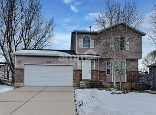 2101 W 1630 N, Clinton, UT 84015