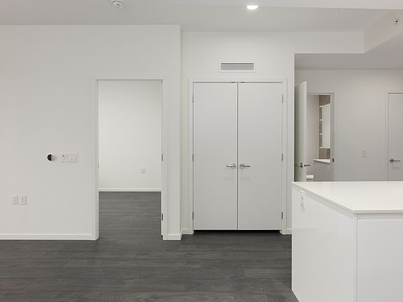 5th image of 6300 Minoru Blvd #636