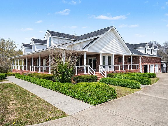 3rd image of 11948 Betts Rd