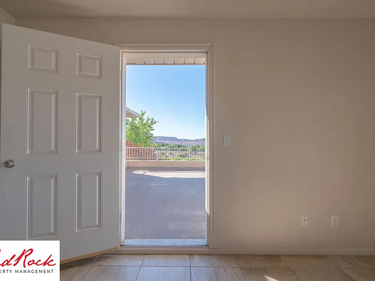 Fourplex - 620 W Evans Ridge — Photo 64