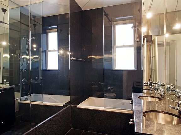 5th image of 125 W 12th St APT 3C