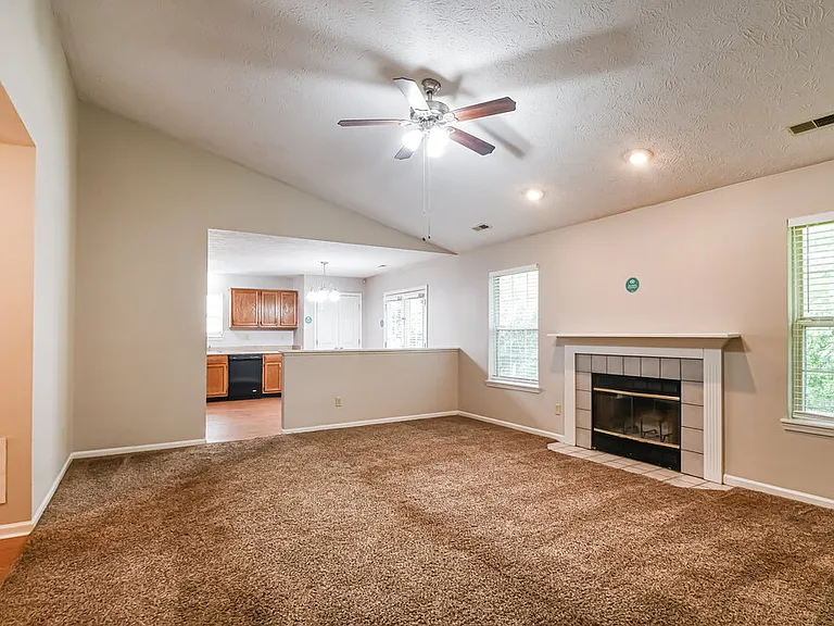 6261 Hazelhatch Dr — Photo 4
