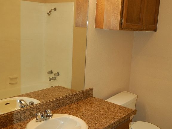 4th image of 3810 Coates Cir