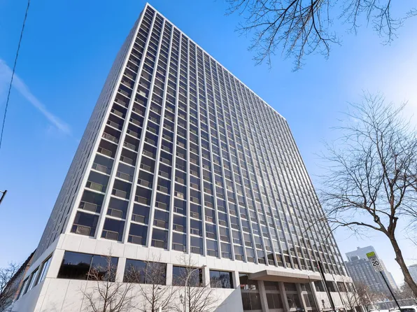 4343 N Clarendon Ave APT 2318, Chicago, IL 60613
