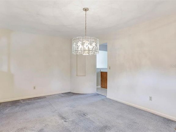4th image of 6705 Larimer Dr