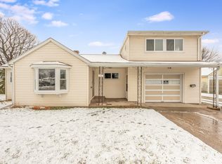 410 Charter St, Dekalb, IL 60115