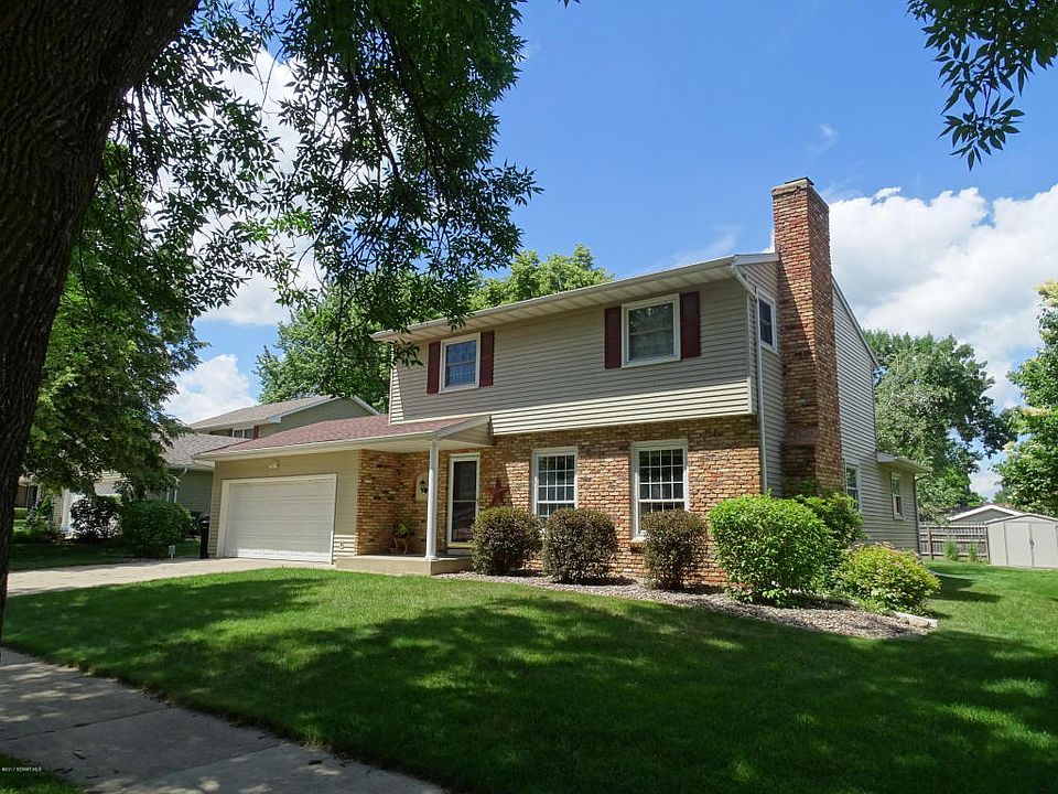 1st image of 2433 Viking Ct NW