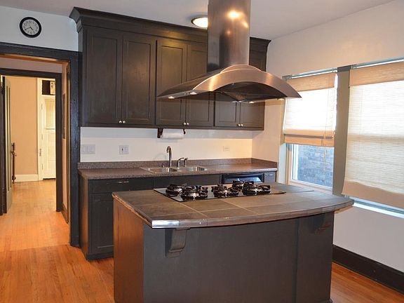 4th image of 6238 N Broadway Ave #2