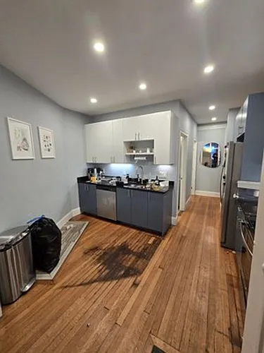 15 Bay State Rd #1 Photo 1