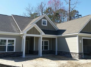 1608 Windsong Dr SW, Ocean Isle Beach, NC 28469