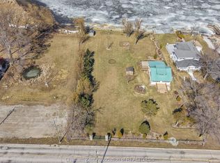 100 Ross Ln, Chatham Kent, ON N0P1A0