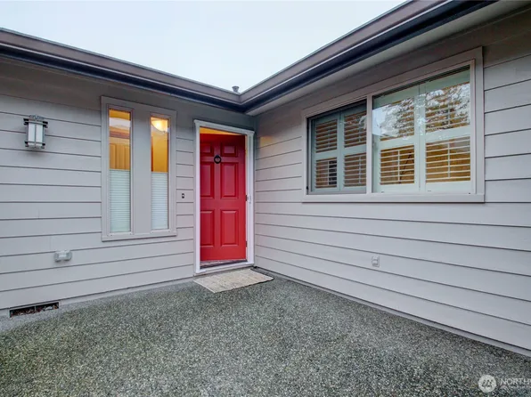 12454 Gwen Drive #13, Burlington, WA 98233