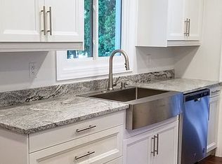 501 E Main St, Weyauwega, WI 54983