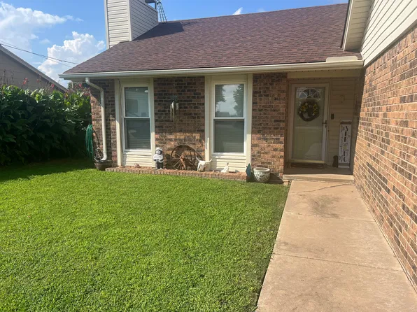 309 Lansbrook Rd, Ponca City, OK 74601