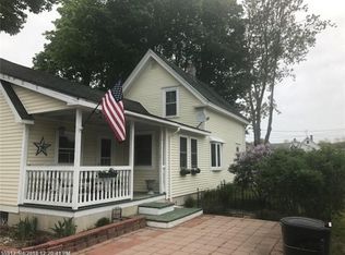 11 Kenward Dr, Farmingdale, ME 04344