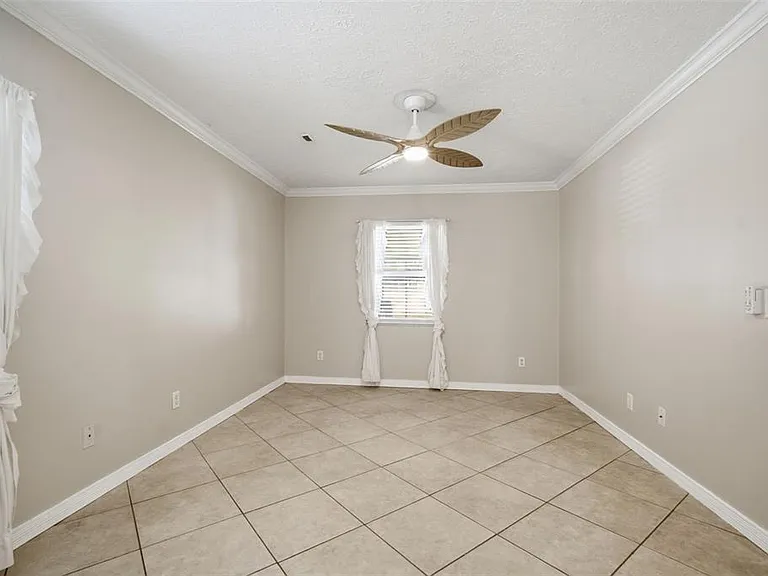 7403 Providence Rd — Photo 14