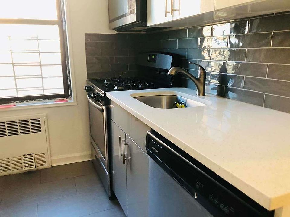 1st image of 20-30 Elk Dr #7L