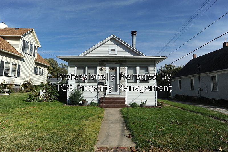 1st image of 636 Laharpe St