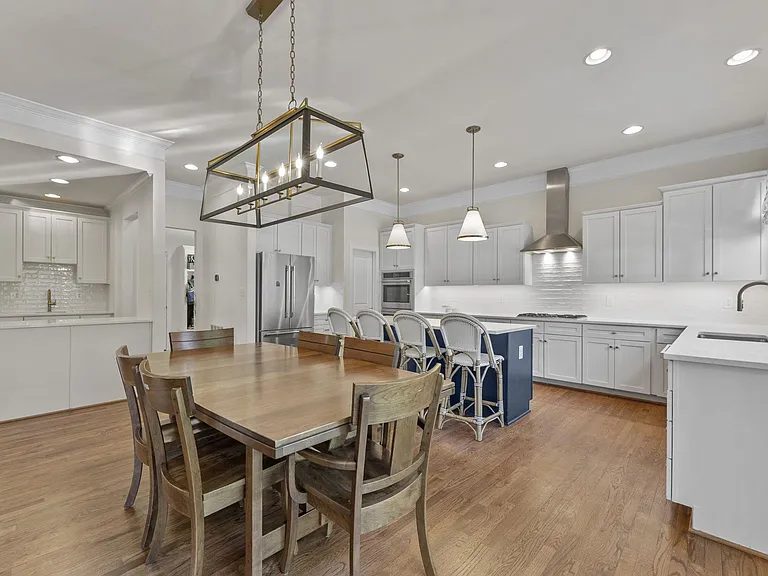 4039 Cray Dr — Photo 22