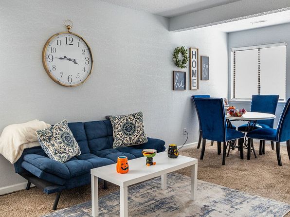 Hillsdale Apartments | 1618 SW Chelsea Dr, Topeka, KS