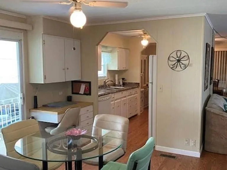 2859 E Elmwood Dr — Photo 10
