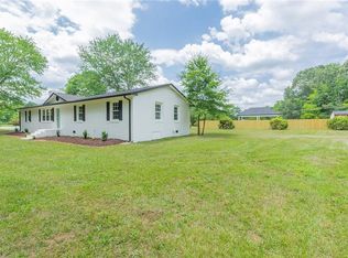 3701 Hines Chapel Rd, Mc Leansville, NC 27301