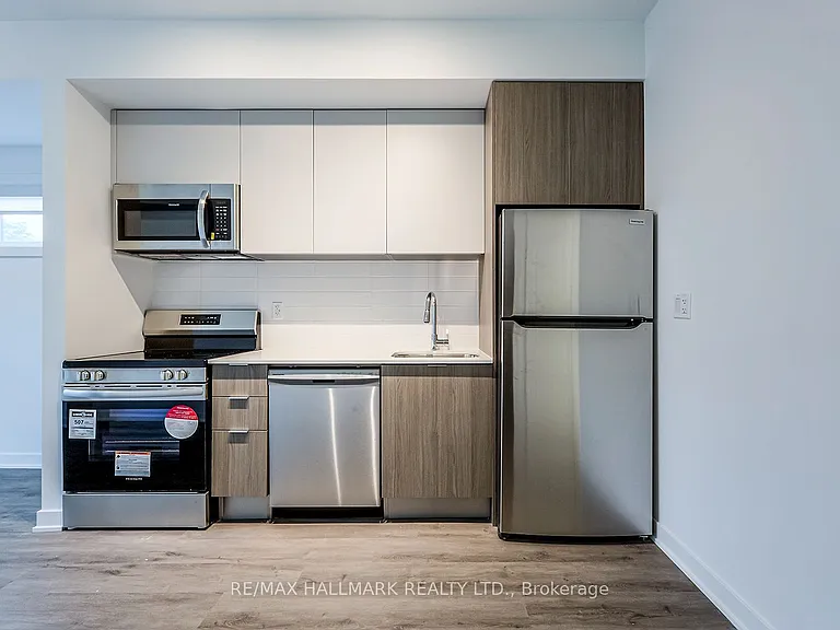 41 Danforth Rd #211 — Photo 12