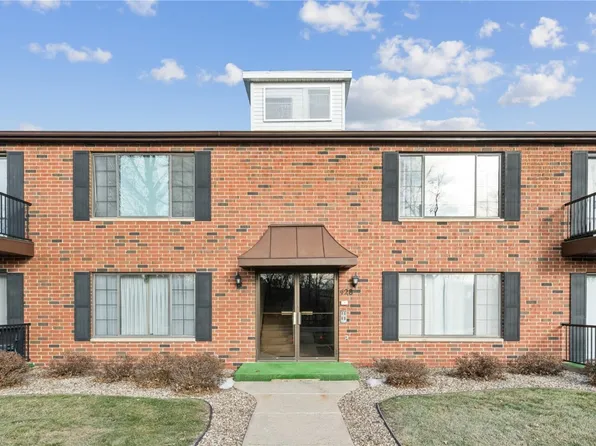 428 29th Street Dr SE APT 16, Cedar Rapids, IA 52403