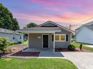 409 S Center St, Princeton, NC 27569