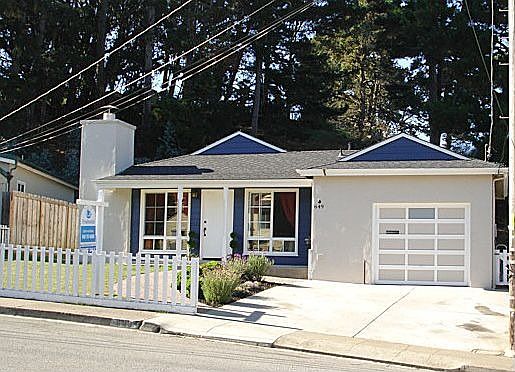 1st image of 649 Larchmont Dr