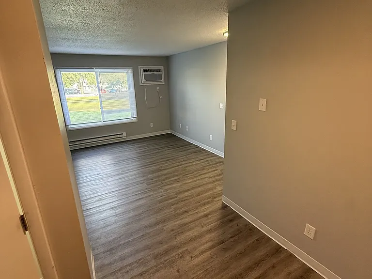 725 S 11th St #3 — Photo 9