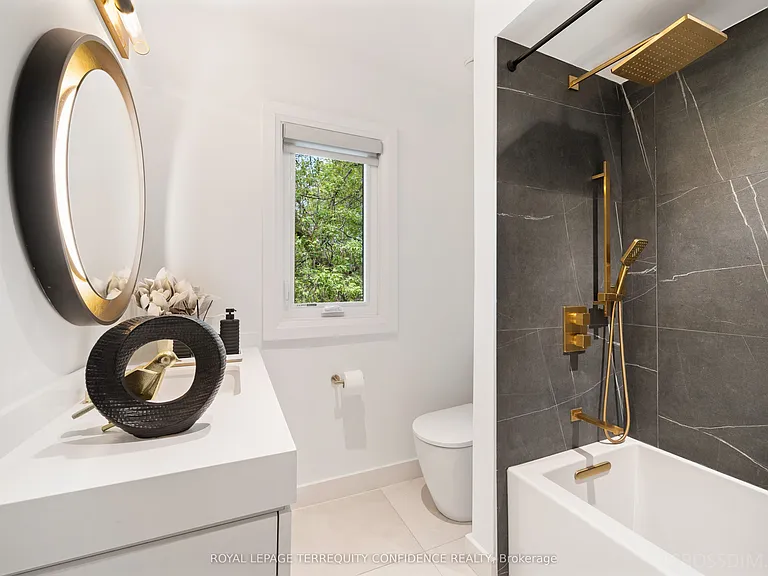 68 Cranbrooke Ave — Photo 20