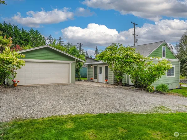 6911 Johnson Road NE, Tacoma, WA 98422