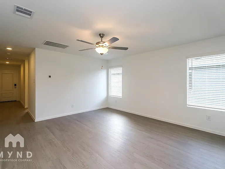 2732 River Knoll Ln — Photo 9