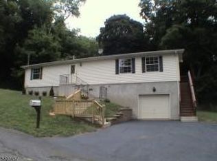 18 Pursel St, Phillipsburg, NJ