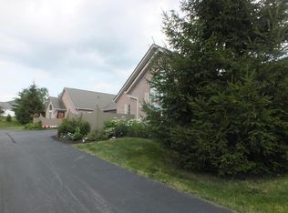 3984 Malbec Dr, Columbus, OH 43230