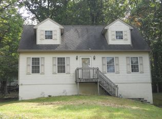 239 Bear Run Dr, Drums, PA 18222