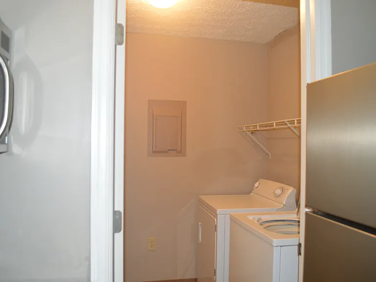 2744 Greystone Dr #D — Photo 12