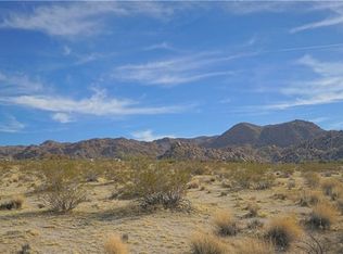 6933 Sierra Ave, Joshua Tree, CA 92252