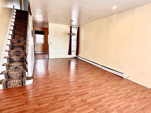 3rd image of 3223 N Bambrey St