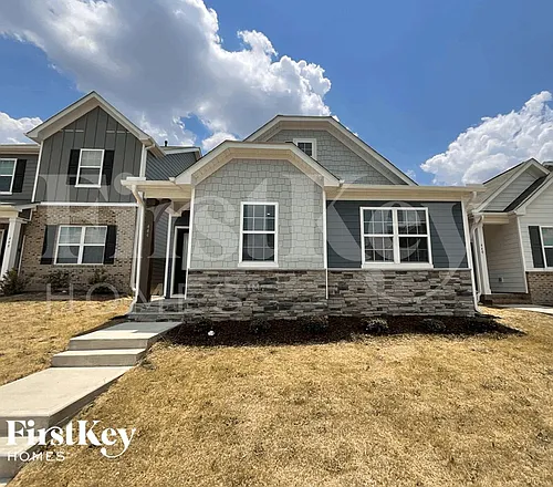 444 Haywood Glen Dr Photo 1