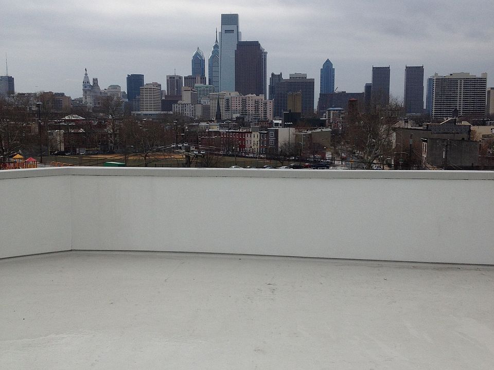2nd image of 1724 Ridge Ave