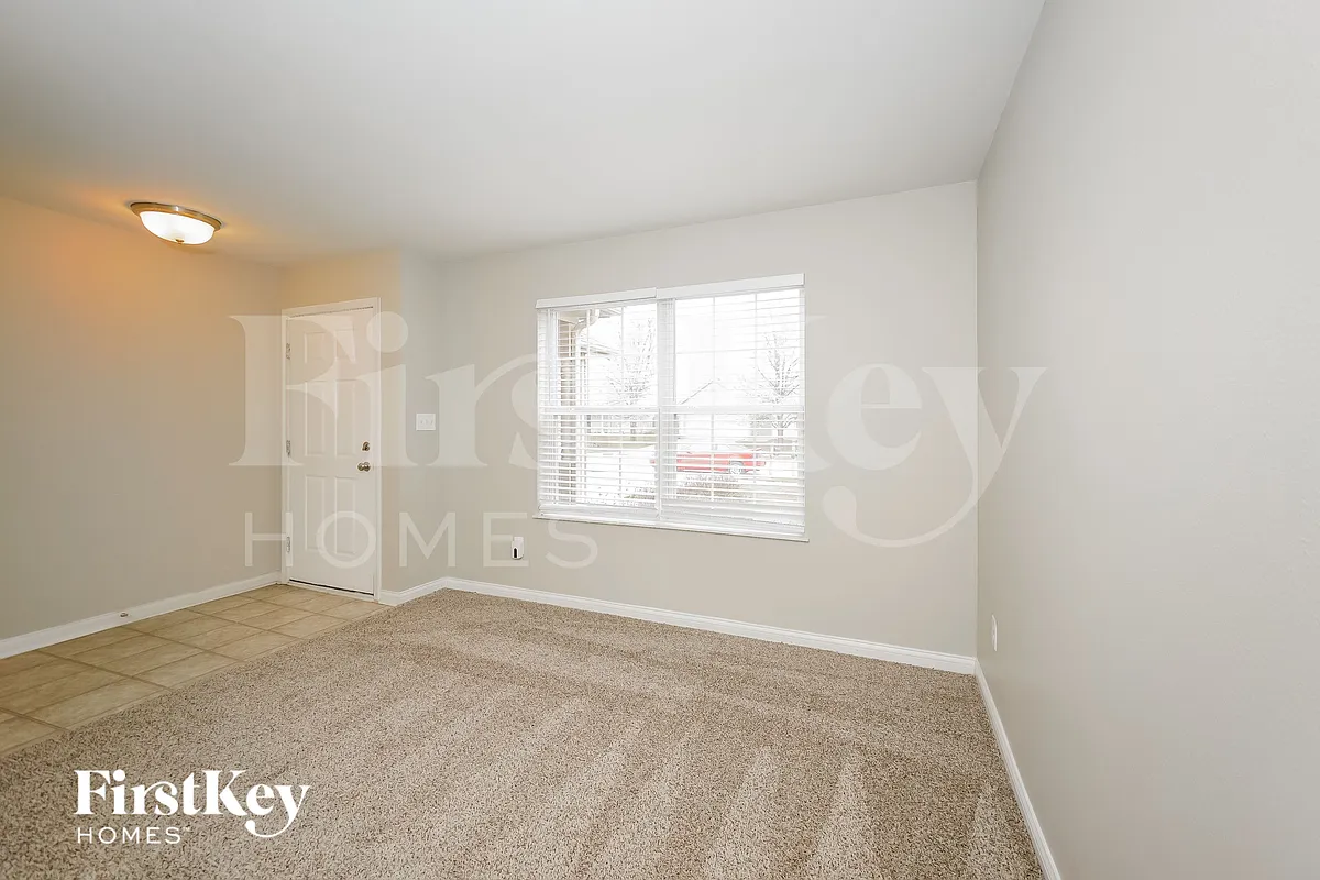 Building Photo - 6465 Matcumbe Way